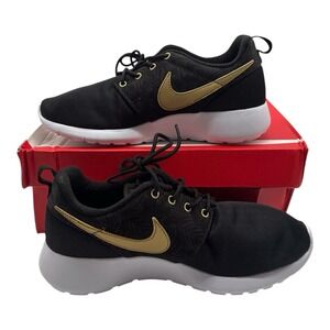 Nike Roshe One Print GS Running Shoes Size Youth 7 Womens 8.5 Black Gold Sneaker